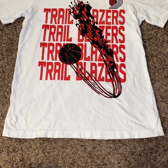 🦄3 FOR $15! NBA blazers t-shirt - Picture 6 of 8